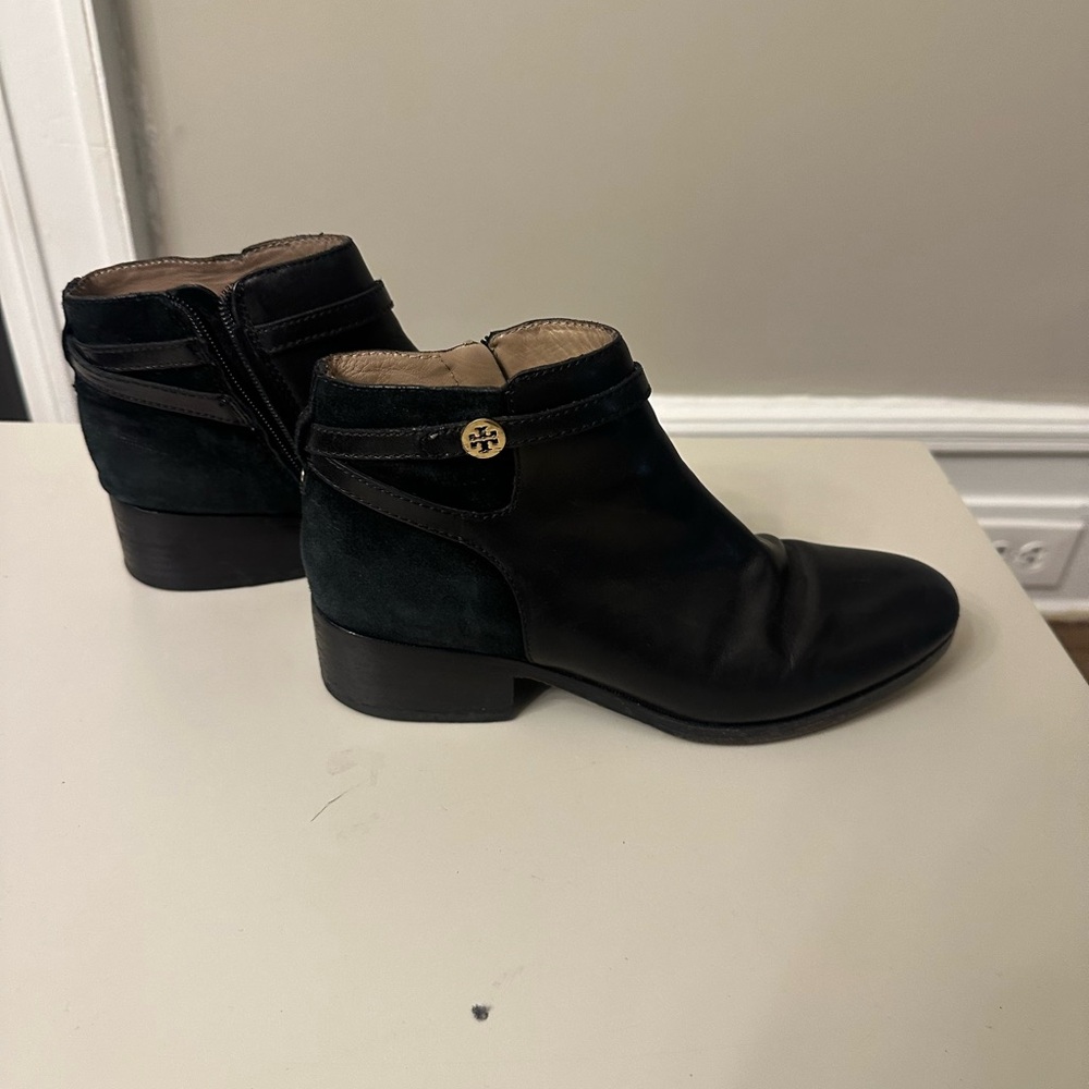 Tory Burch Black Leather Ankle Booties